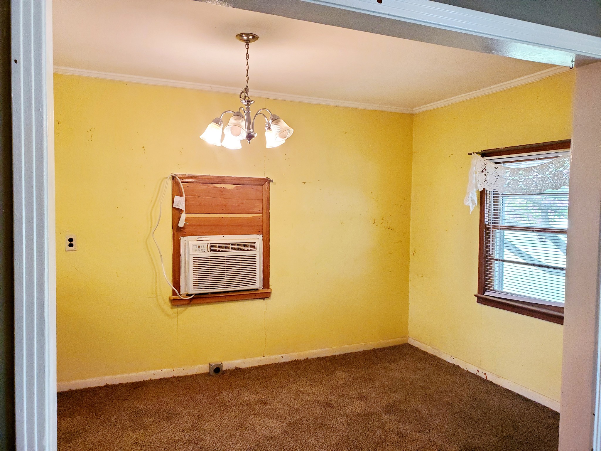 8340 Austin Bottom Road Baxter, TN 38544 - Photo 23 of 32 a view of a room with a window