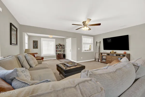 $2,000 | 1611 Lake Avenue, Panama City, FL 32401