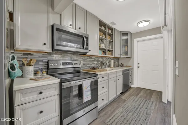 $2,000 | 1611 Lake Avenue, Panama City, FL 32401