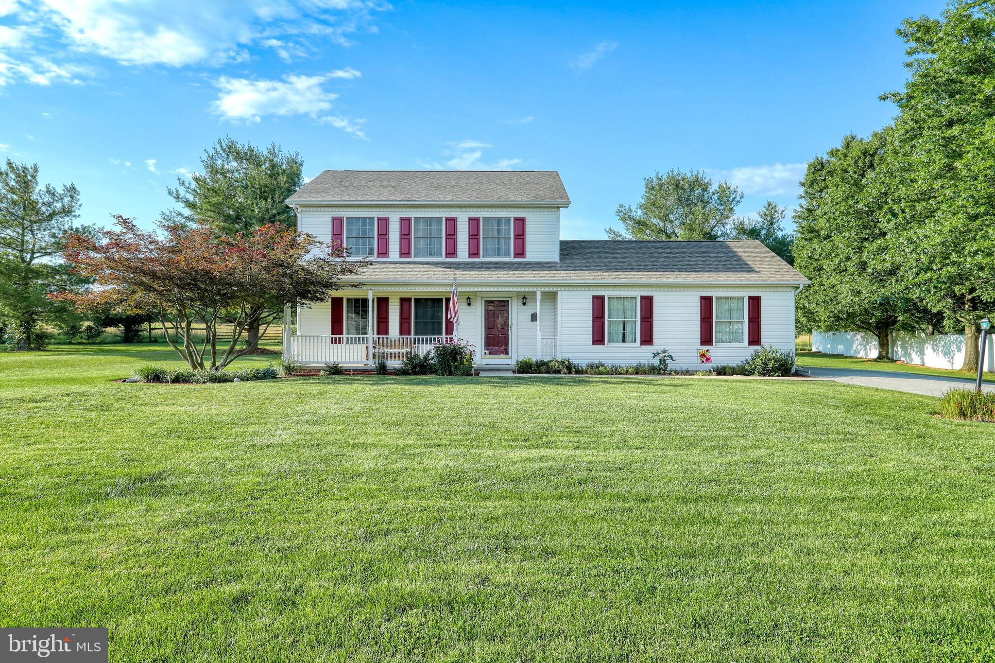 2085 Greenbriar Road York, PA 17404 - Photo 1 of 25 Gallery Image 1