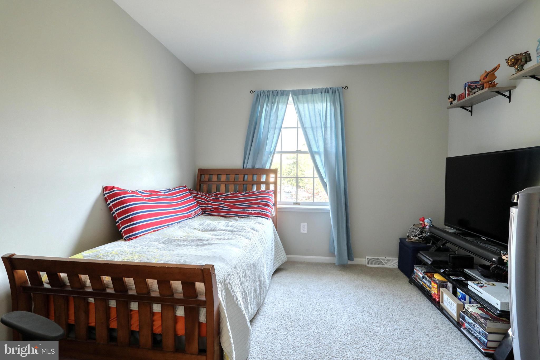 2085 Greenbriar Road York, PA 17404 - Photo 20 of 25 Gallery Image 20