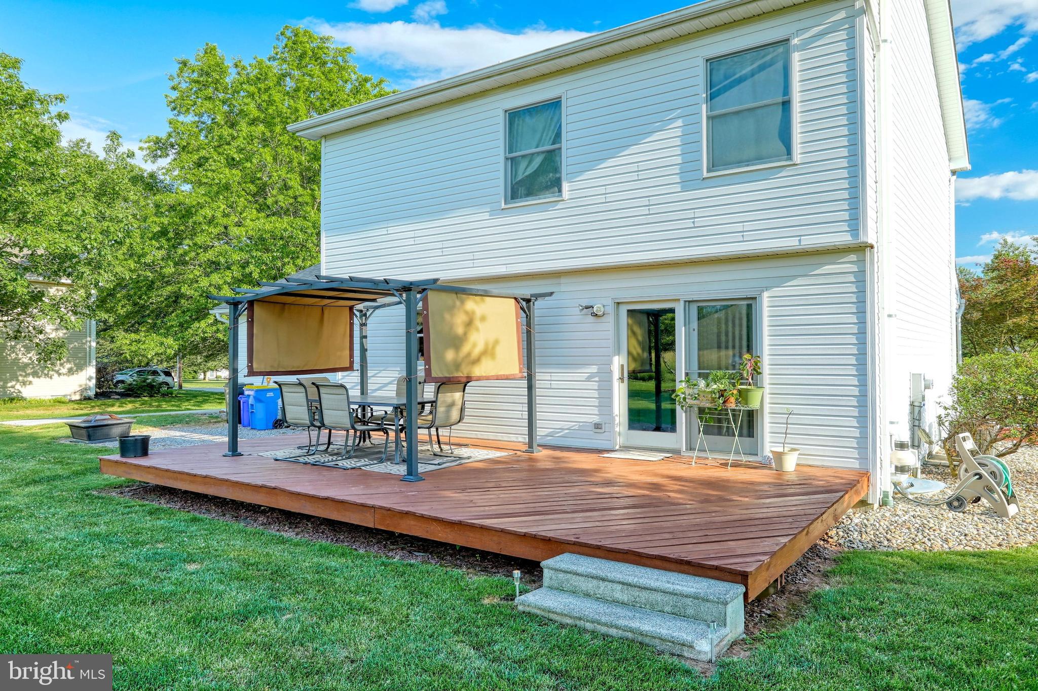 2085 Greenbriar Road York, PA 17404 - Photo 23 of 25 Gallery Image 23