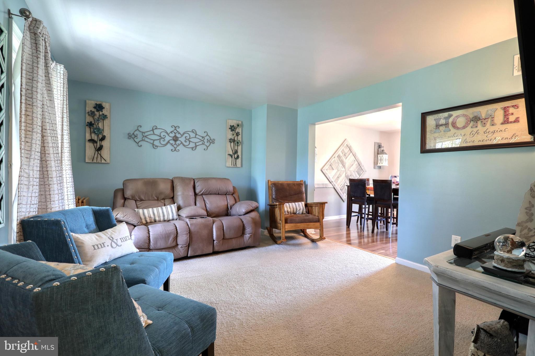 2085 Greenbriar Road York, PA 17404 - Photo 7 of 25 Gallery Image 7