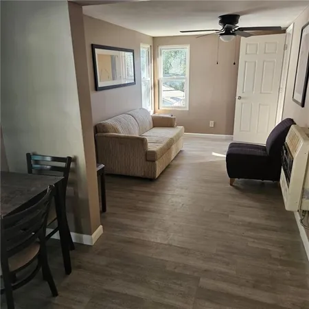 $1,399,900 | 11601 East US Highway 24, Independence, MO 64054