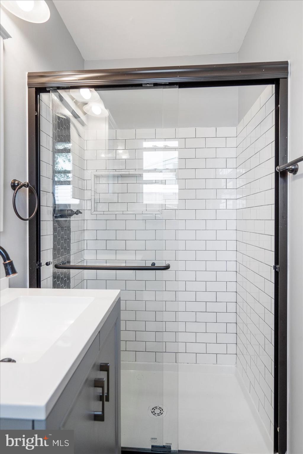 4203 Hollow Spring Lane Baltimore, MD 21236 - Photo 20 of 45 Primary Bathroom