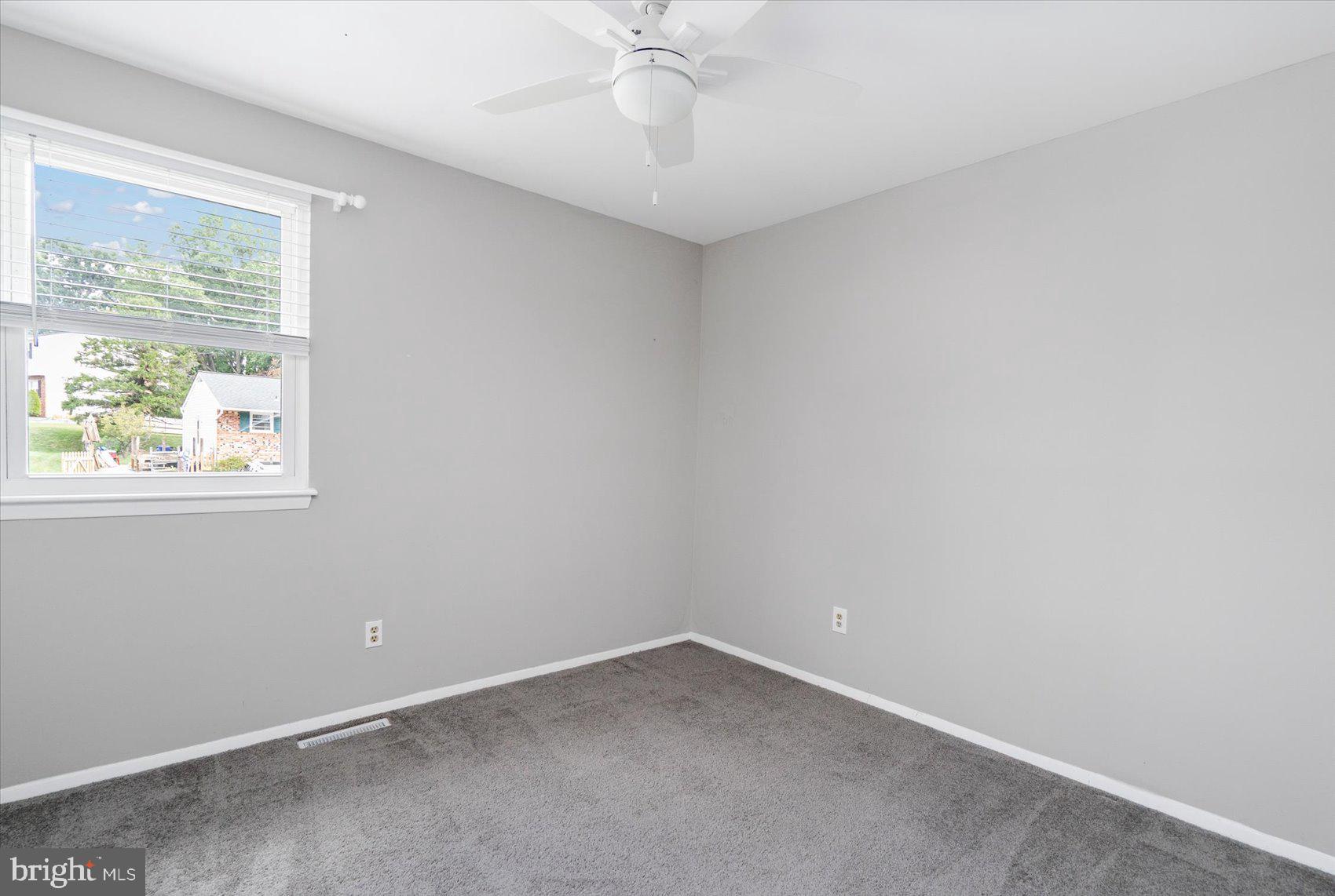 4203 Hollow Spring Lane Baltimore, MD 21236 - Photo 24 of 45