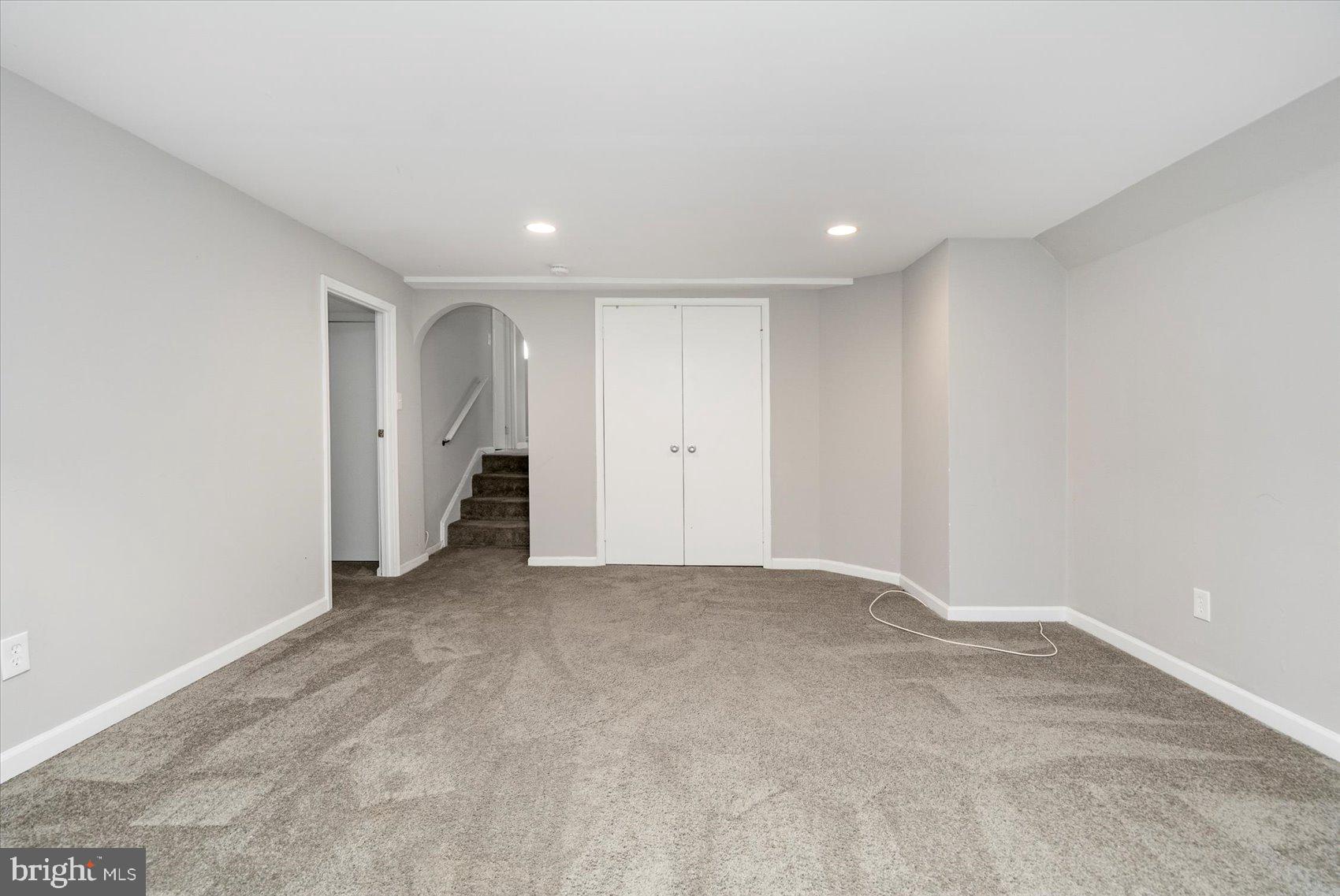 4203 Hollow Spring Lane Baltimore, MD 21236 - Photo 38 of 45