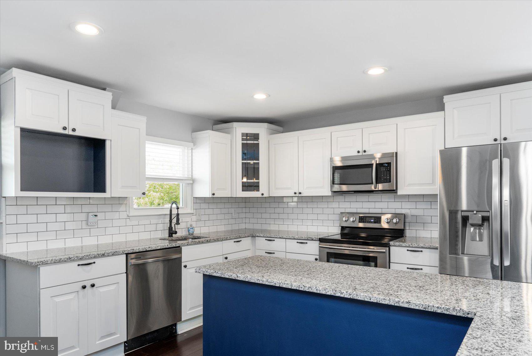 4203 Hollow Spring Lane Baltimore, MD 21236 - Photo 5 of 45