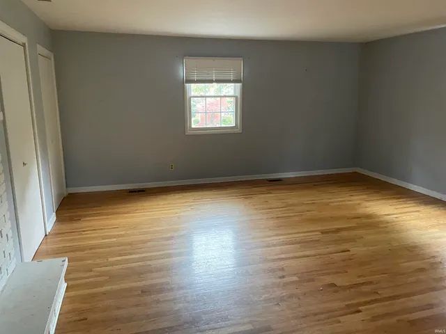 $265,000 | 1916 West James Drive, Marion, IN 46952