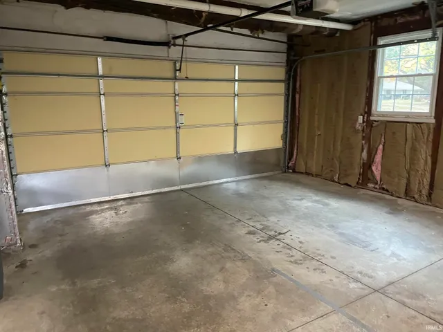 $265,000 | 1916 West James Drive, Marion, IN 46952