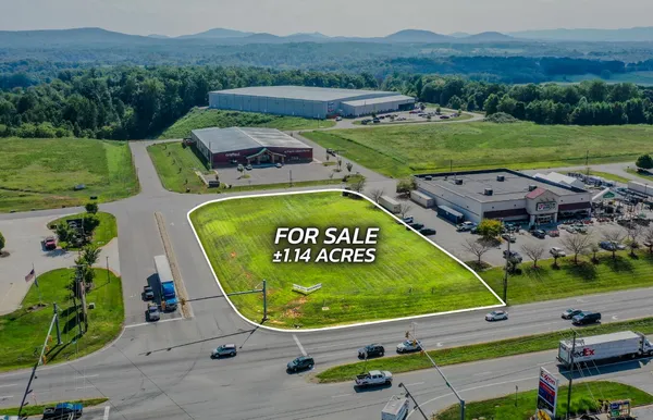 an aerial view of a tennis court