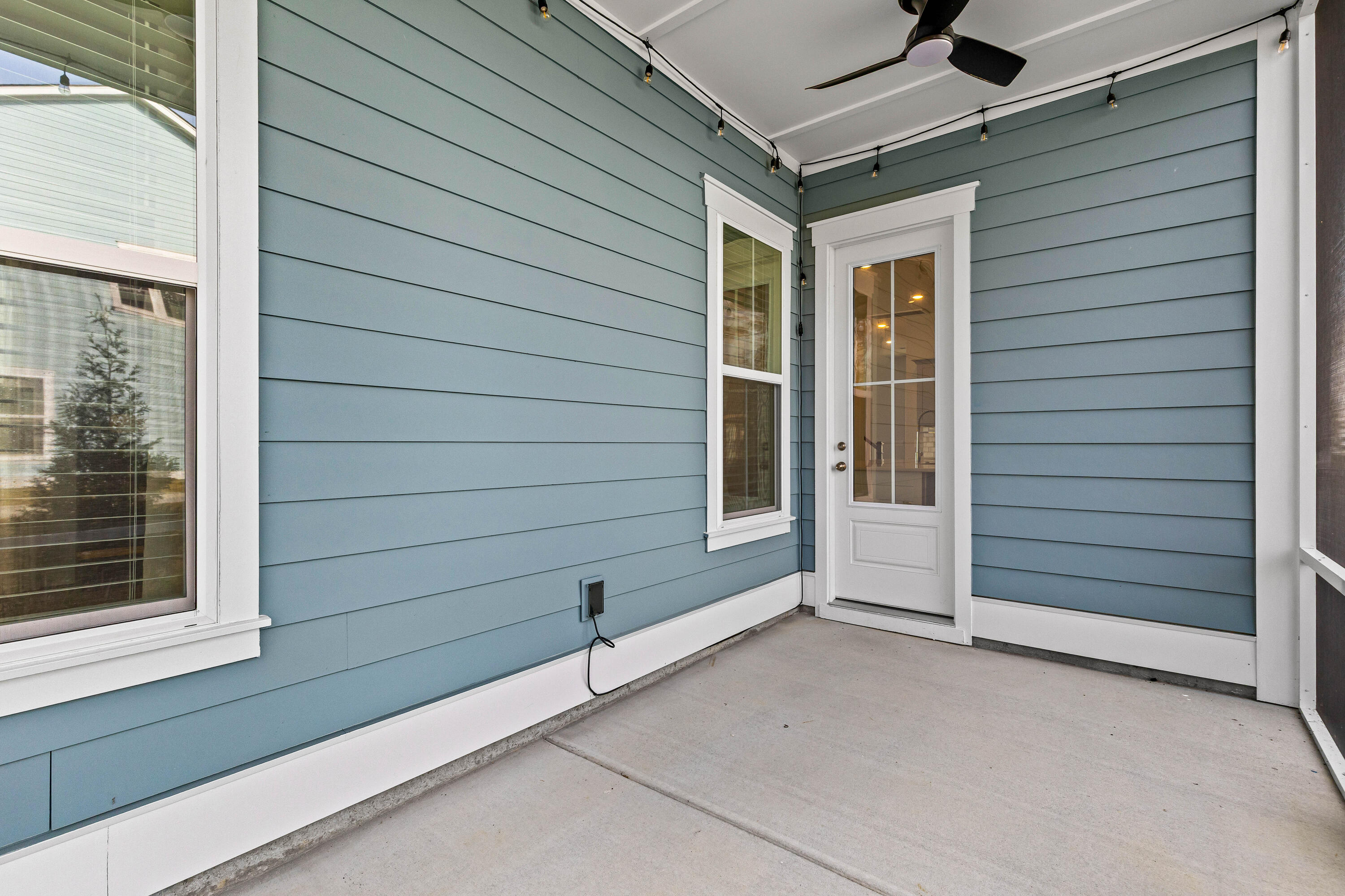 385 Woodgate Way Summerville, SC 29485 - Photo 35 of 45 Screened in back porch