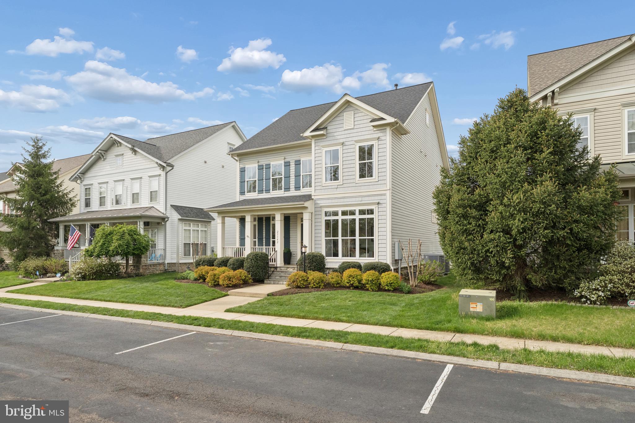23342 Higbee Lane Brambleton, VA 20148 - Photo 2 of 73 Miller and Smith Rhapsody in Blue w front porch