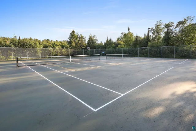 $99,900 | 1621 Superior Shores Drive, Unit 71, Two Harbors, MN 55616