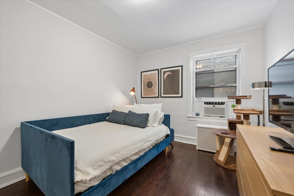 602 Sheridan Road, Unit 2W Evanston, IL 60202 - Photo 15 of 30