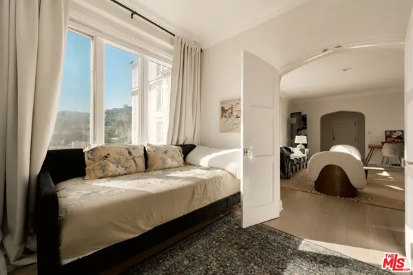 $999,000 | 1424 North Crescent Heights Boulevard, Unit 54, West Hollywood, CA 90046
