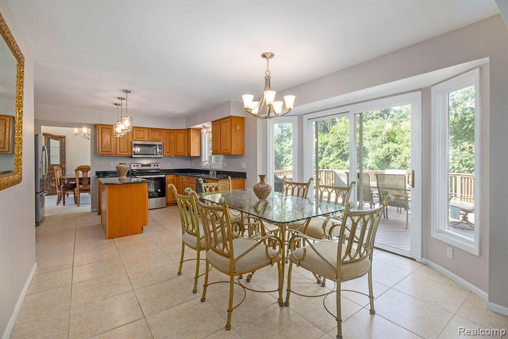1026 Covington Pl Drive Rochester Hills, MI 48309 - Photo 34 of 40