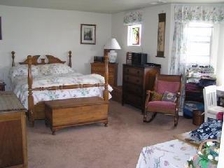 1012 Gaddis Court Santa Rosa, CA 95404 - Photo 4 of 10 Gallery Image 4