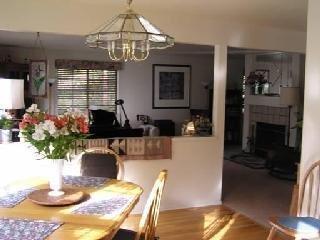 1012 Gaddis Court Santa Rosa, CA 95404 - Photo 5 of 10 Gallery Image 5