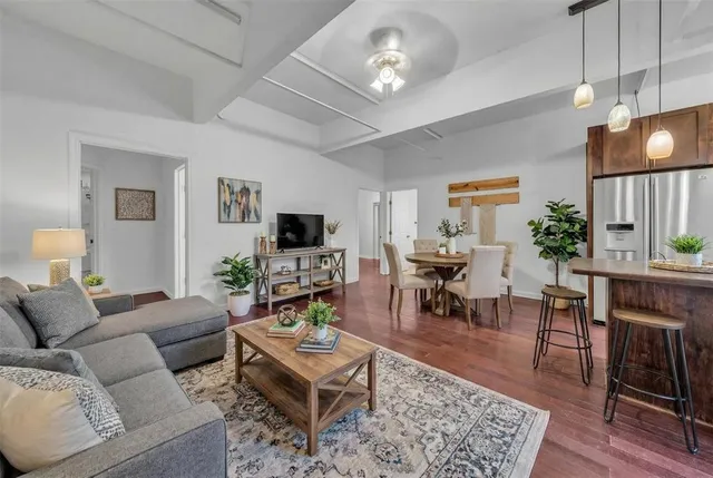 $1,600 | 109 Fm 2280, Unit 111C, Cleburne, TX 76031