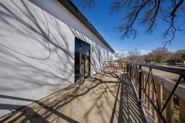 $1,600 | 109 Fm 2280, Unit 111C, Cleburne, TX 76031