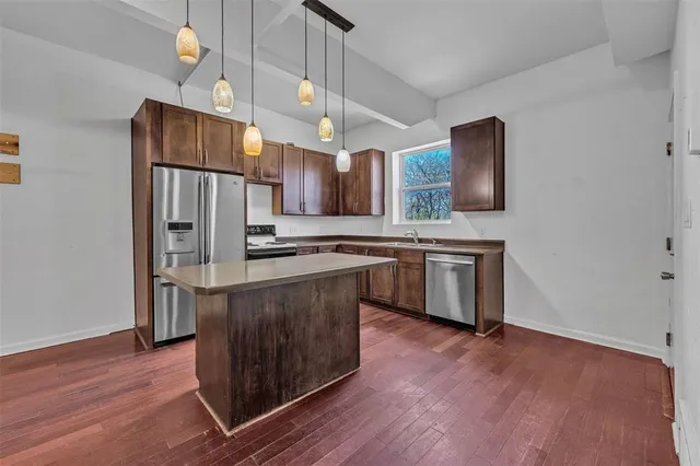 $1,600 | 109 Fm 2280, Unit 111C, Cleburne, TX 76031