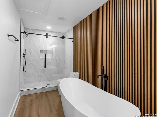 $1,550 | 148 Terrell Road, Unit 3, Alamo Heights, TX 78209