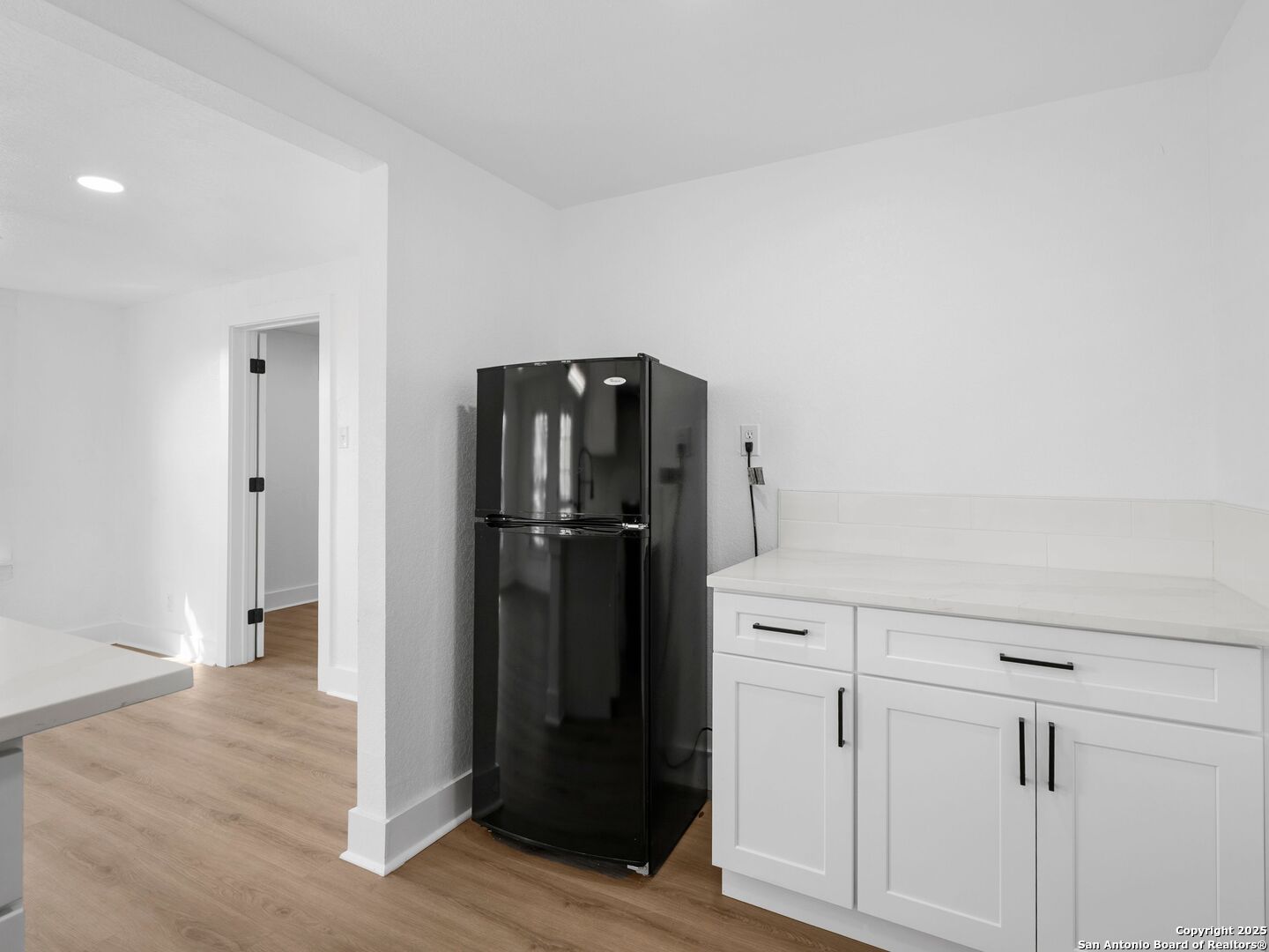 148 Terrell Road, Unit 3 Alamo Heights, TX 78209 - Photo 11 of 20