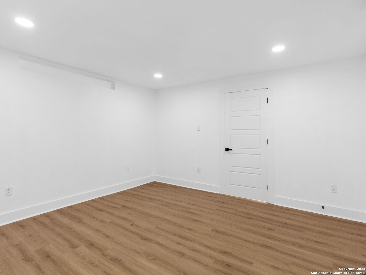 148 Terrell Road, Unit 3 Alamo Heights, TX 78209 - Photo 13 of 20