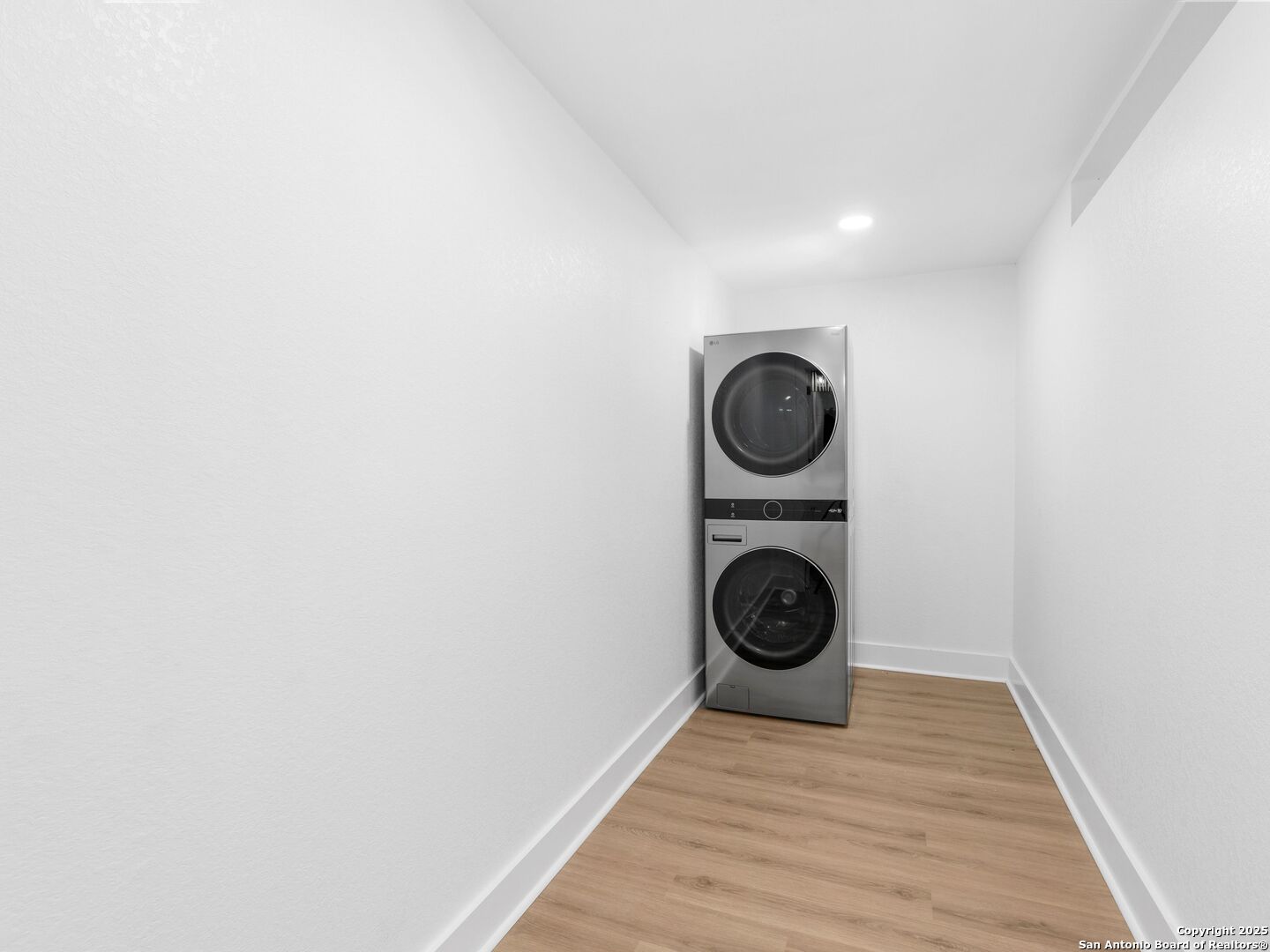 148 Terrell Road, Unit 3 Alamo Heights, TX 78209 - Photo 18 of 20