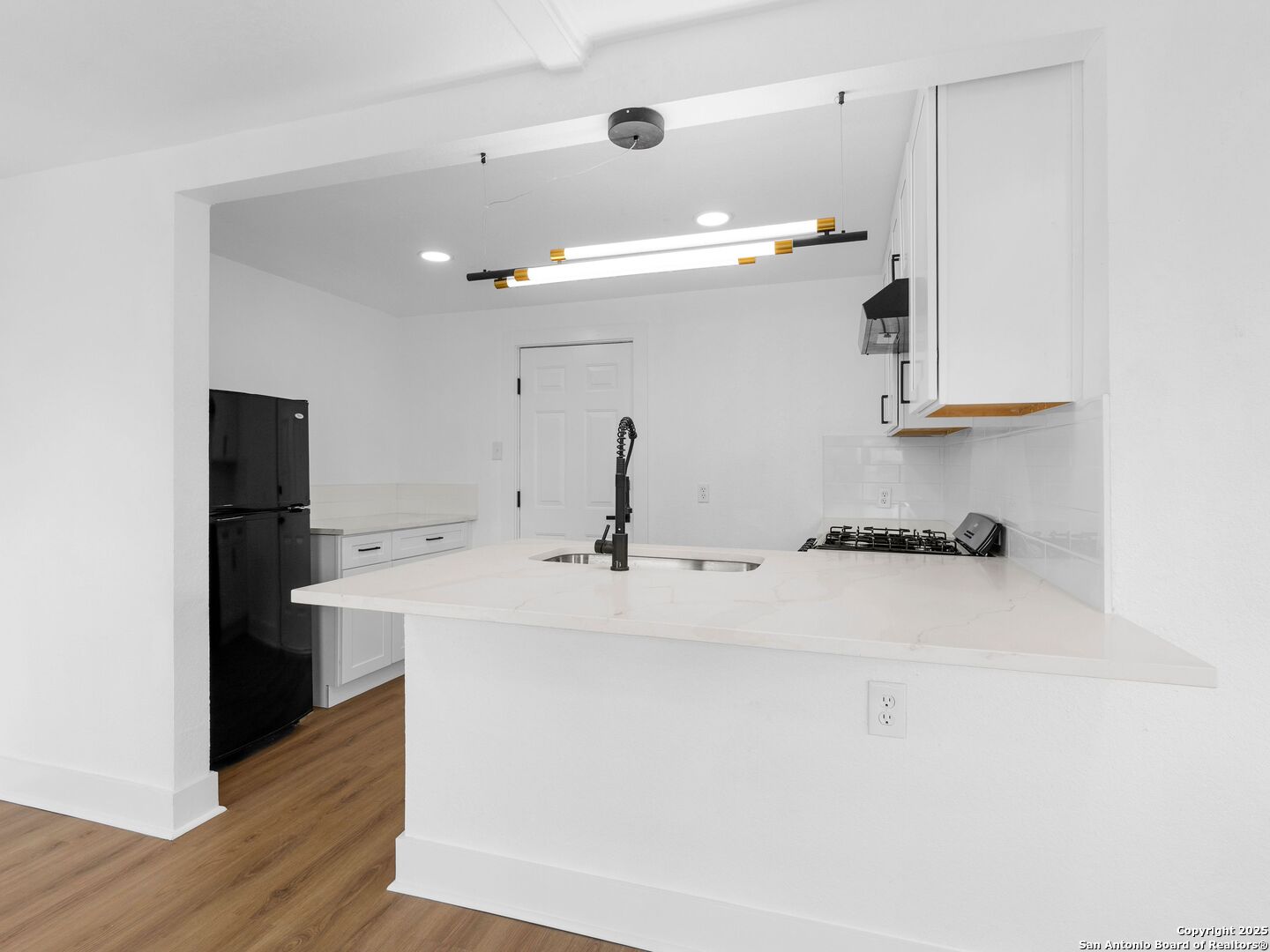 148 Terrell Road, Unit 3 Alamo Heights, TX 78209 - Photo 8 of 20