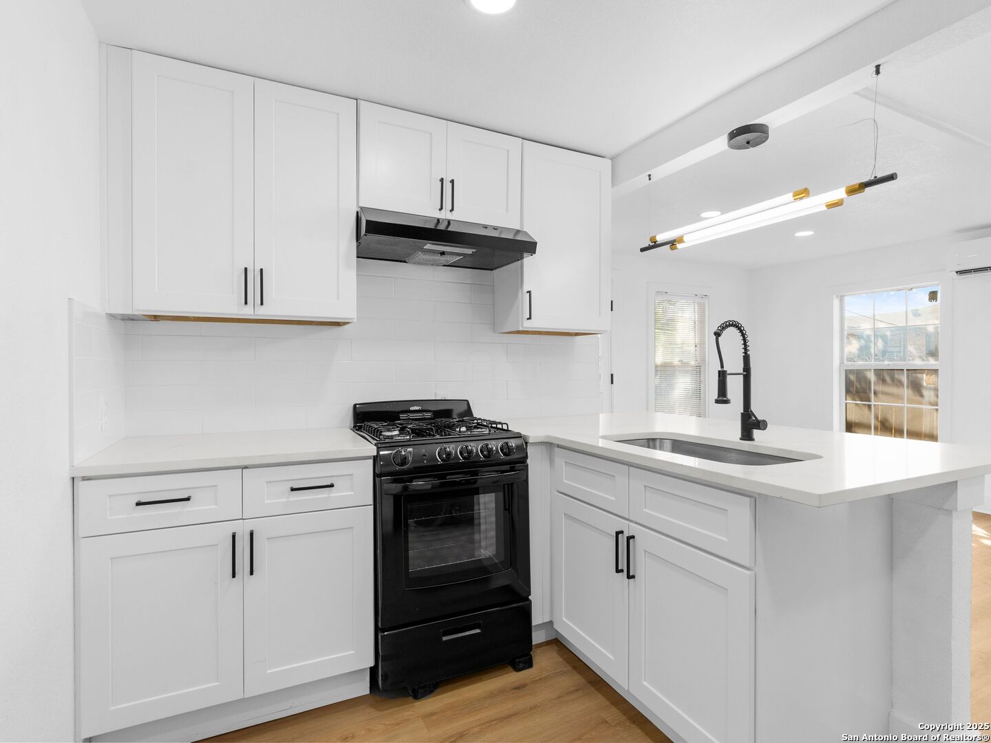 148 Terrell Road, Unit 3 Alamo Heights, TX 78209 - Photo 10 of 20