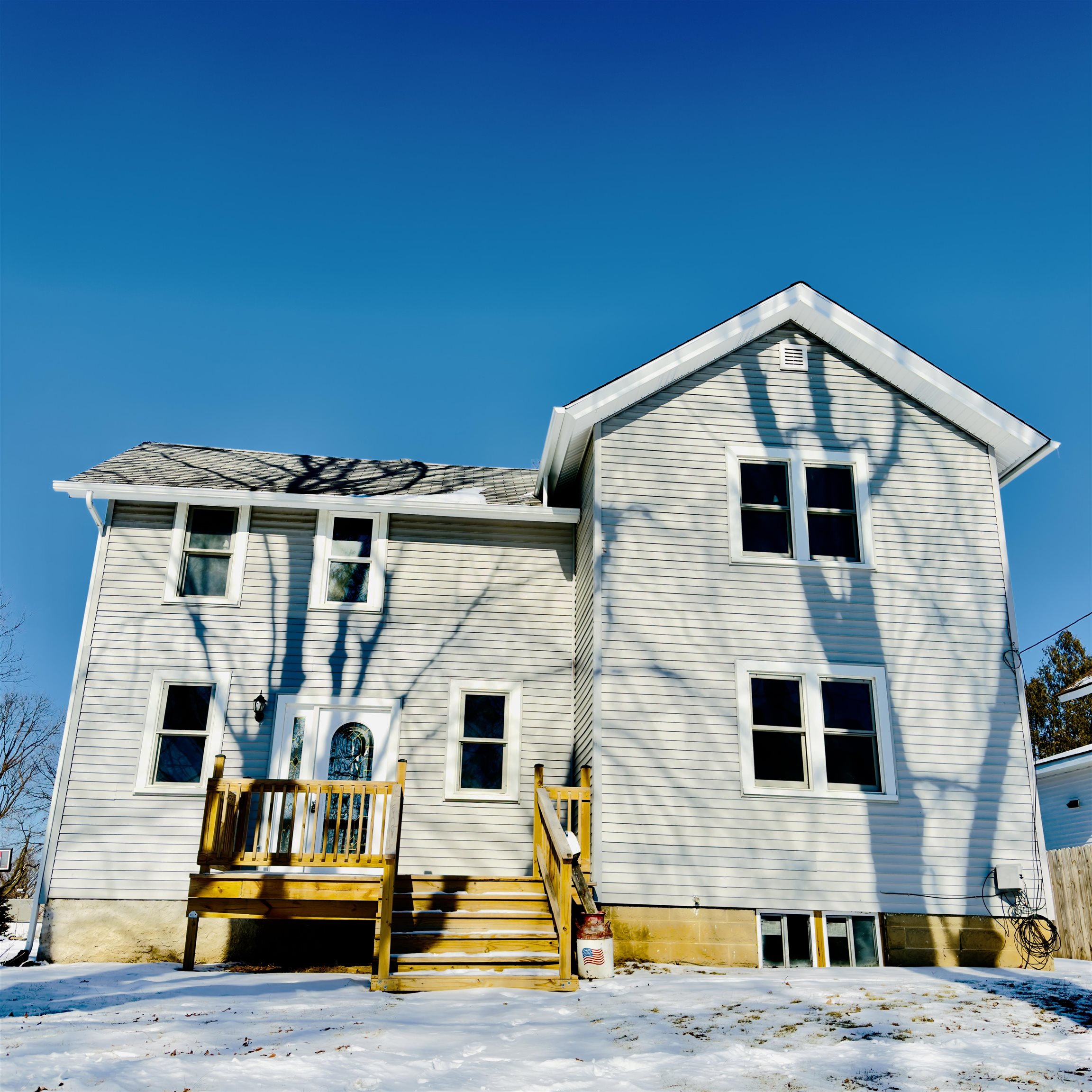 407 Allen Street Belvidere, IL 61008 - Photo 1 of 17