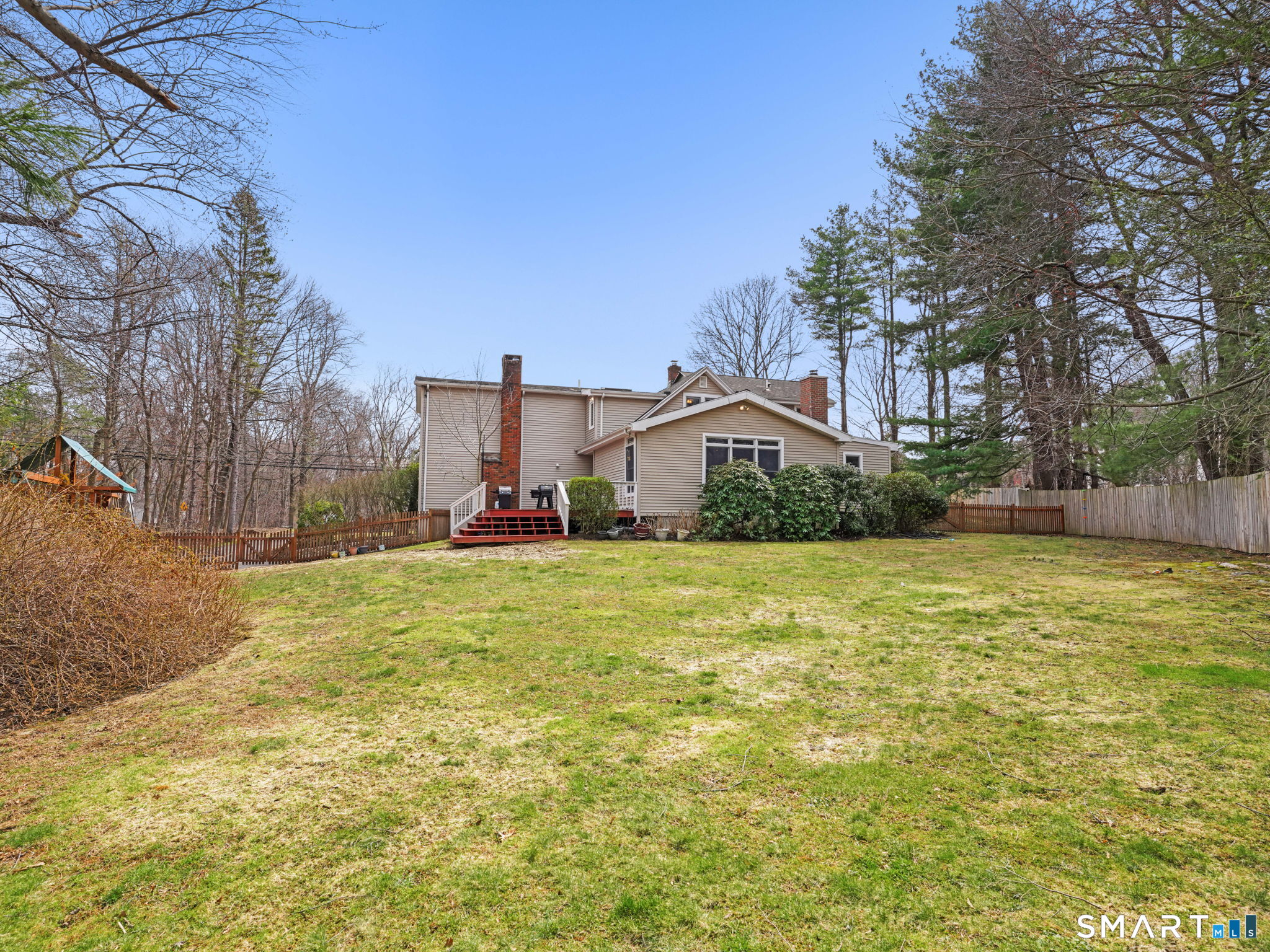 7 Mcguire Road Trumbull, CT 06611 - Photo 3 of 33