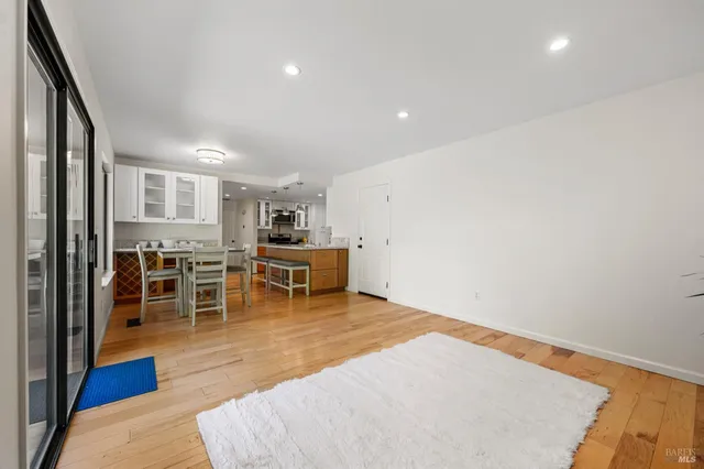 $975,000 | 1049 Charlson Way, Napa, CA 94558