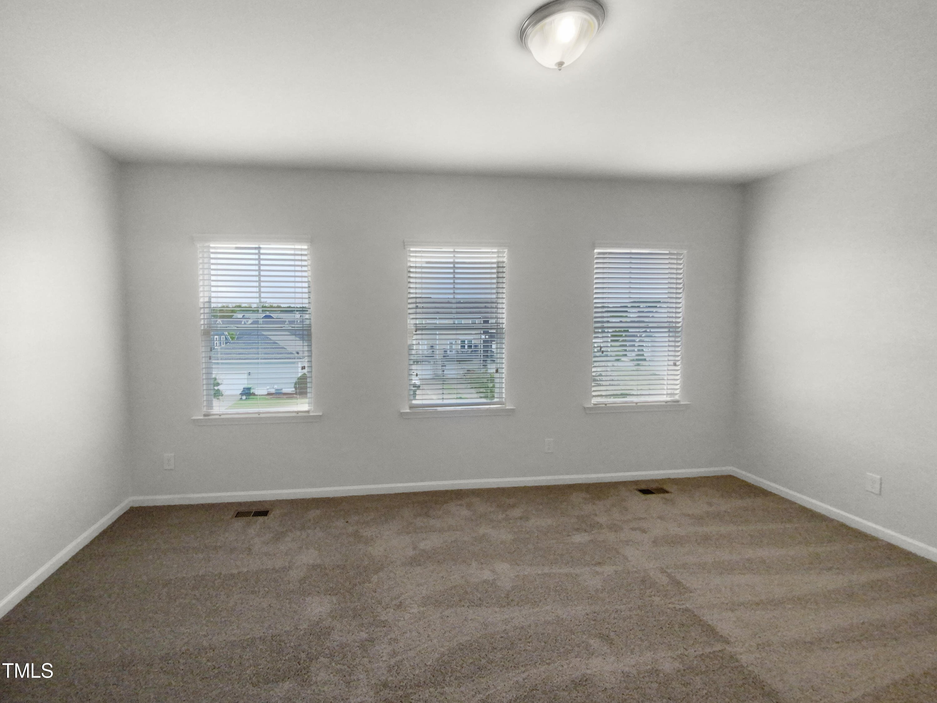 6631 Perry Creek Road Raleigh, NC 27616 - Photo 13 of 19 listing_12