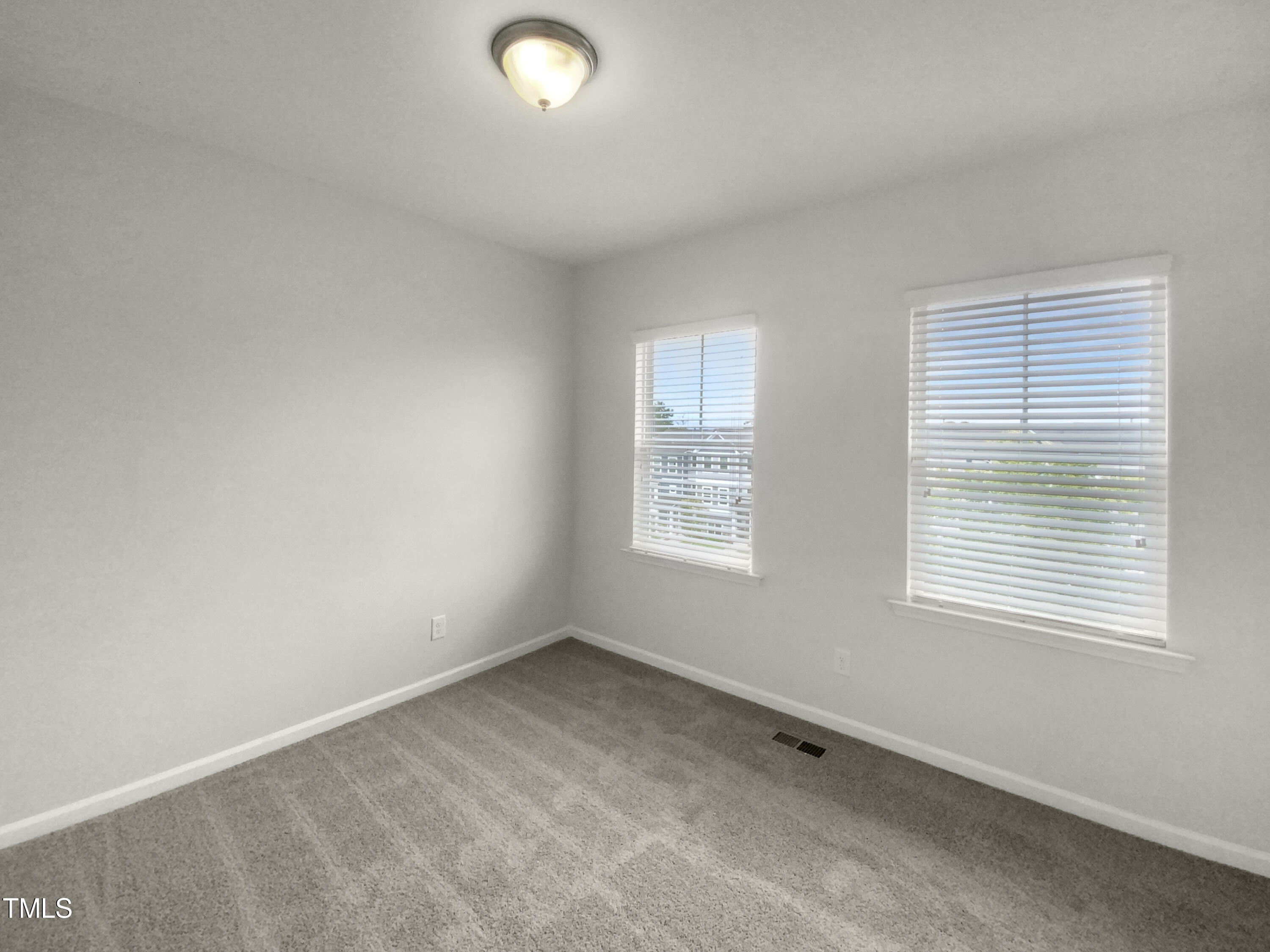 6631 Perry Creek Road Raleigh, NC 27616 - Photo 15 of 19 listing_14