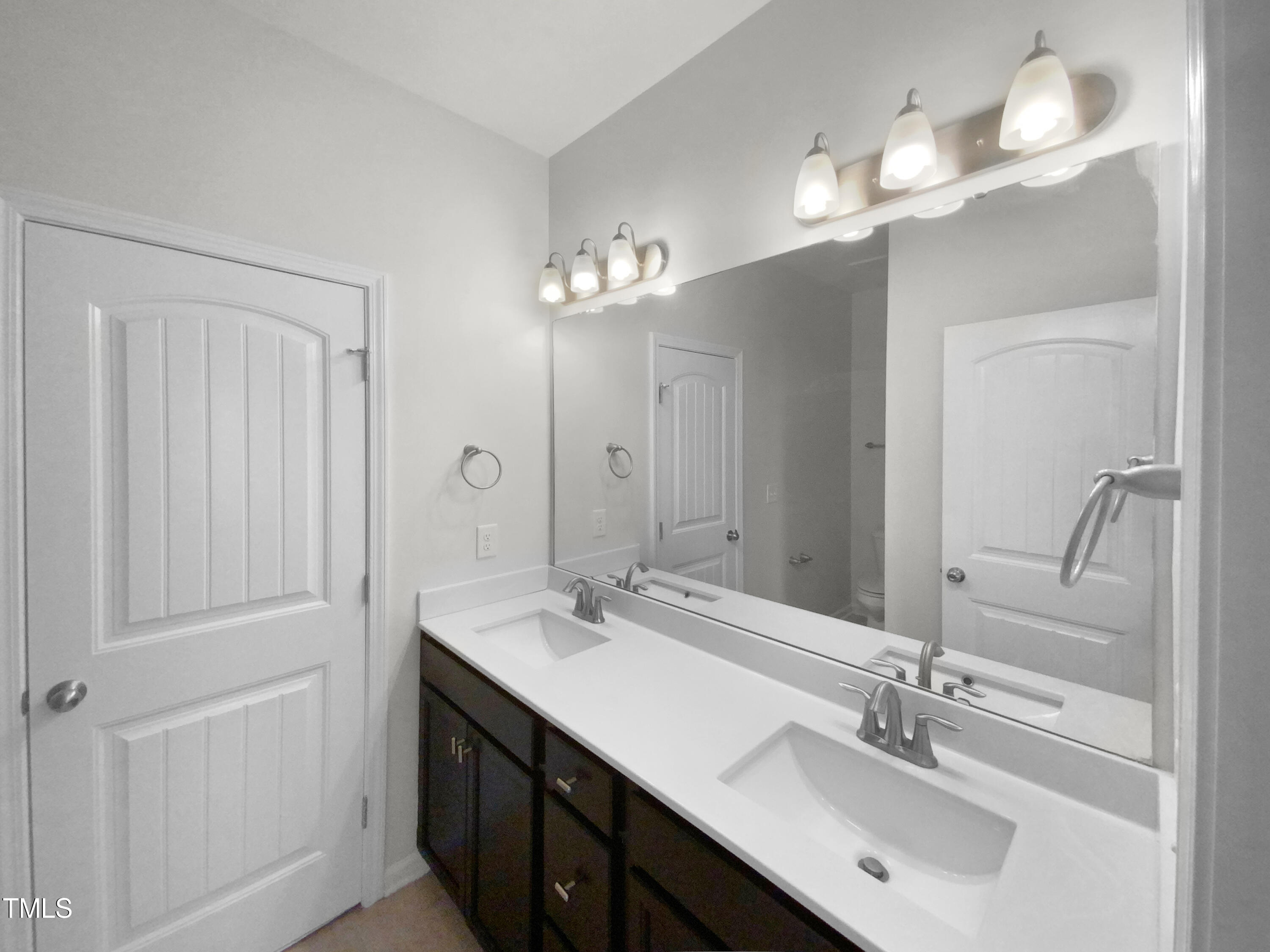6631 Perry Creek Road Raleigh, NC 27616 - Photo 5 of 19 listing_4
