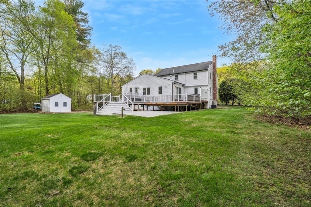 9 Robinhood Road Tyngsborough, MA 01879 - Photo 38 of 41