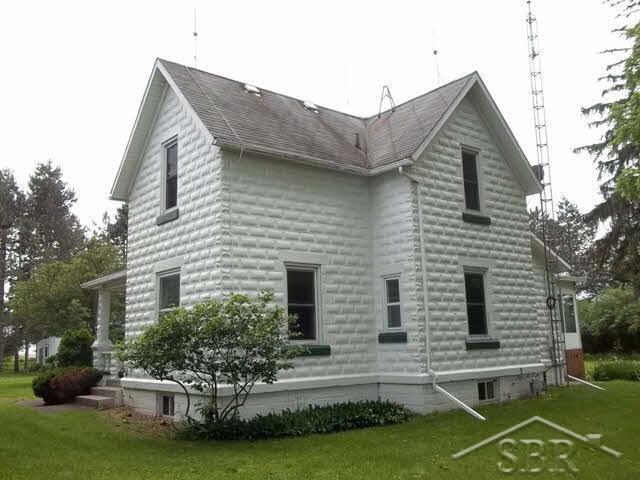 17212 South Sharon Road Chesaning, MI 48616 - Photo 16 of 18 20362553-16.JPG