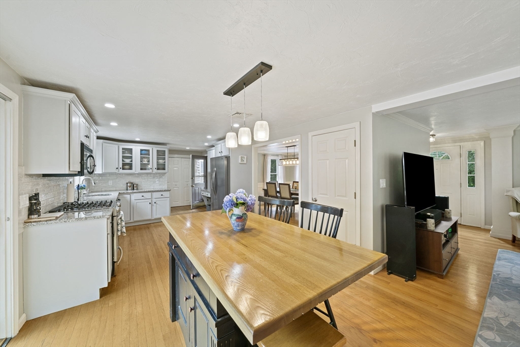 12 Hillcrest Road Kingston, MA 02364 - Photo 6 of 40