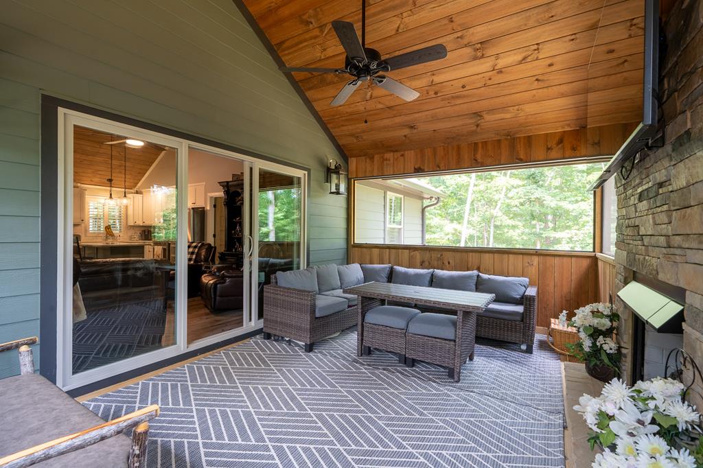 20 Mohawk Trail Ellijay, GA 30540 - Photo 21 of 84 Sunroom