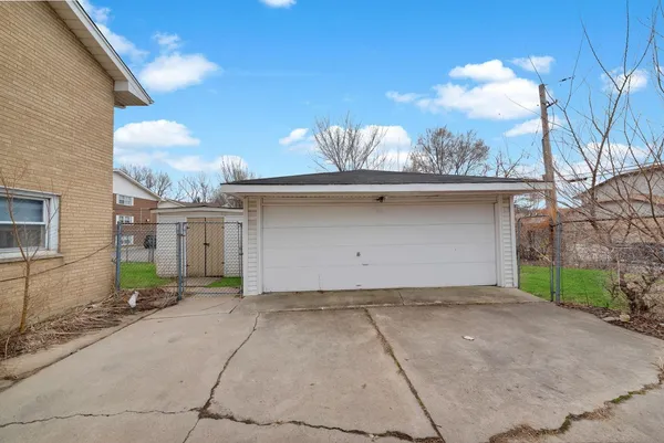 $390,000 | 14526 Cottage Grove Avenue, Dolton, IL 60419
