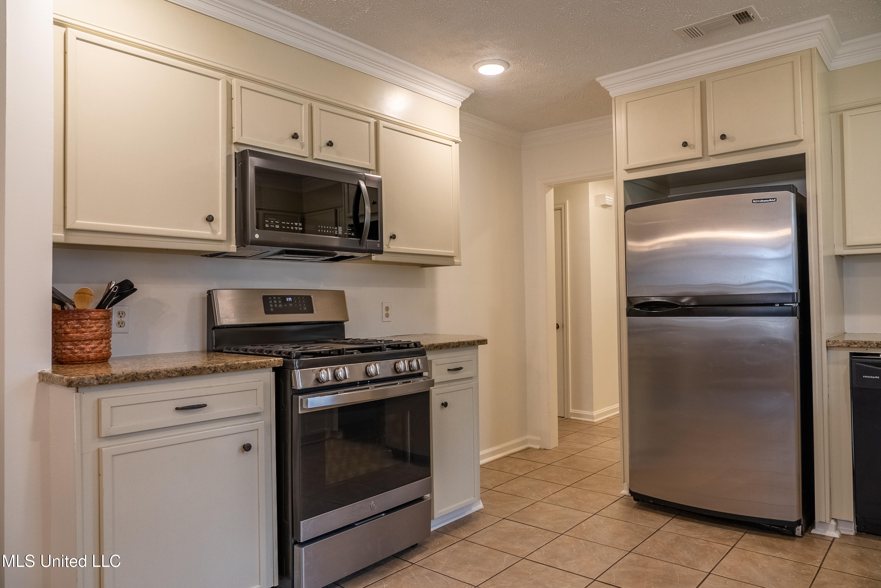 3295 Sand Hill Road Lexington, MS 39095 - Photo 4 of 28 Kitchen 1