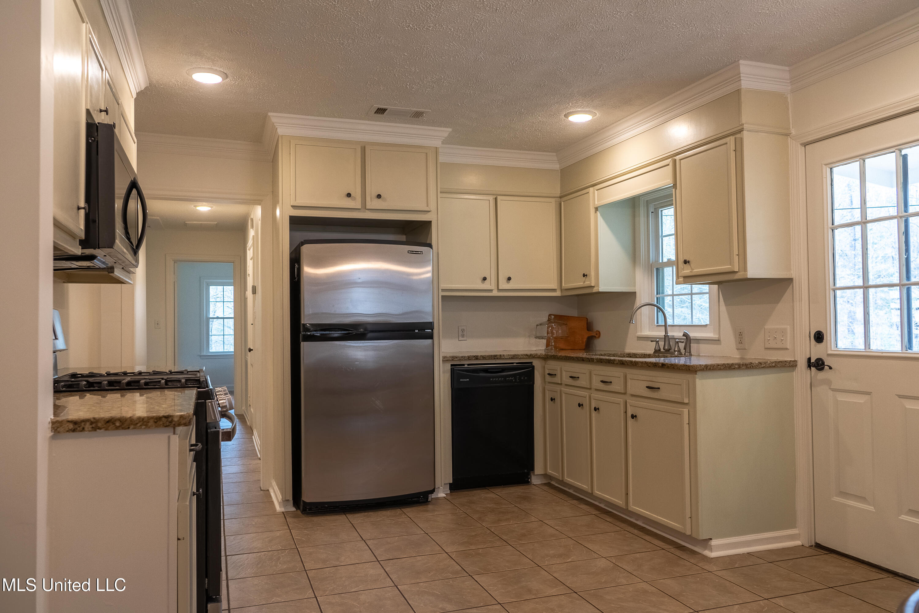 3295 Sand Hill Road Lexington, MS 39095 - Photo 6 of 28 Kitchen 2