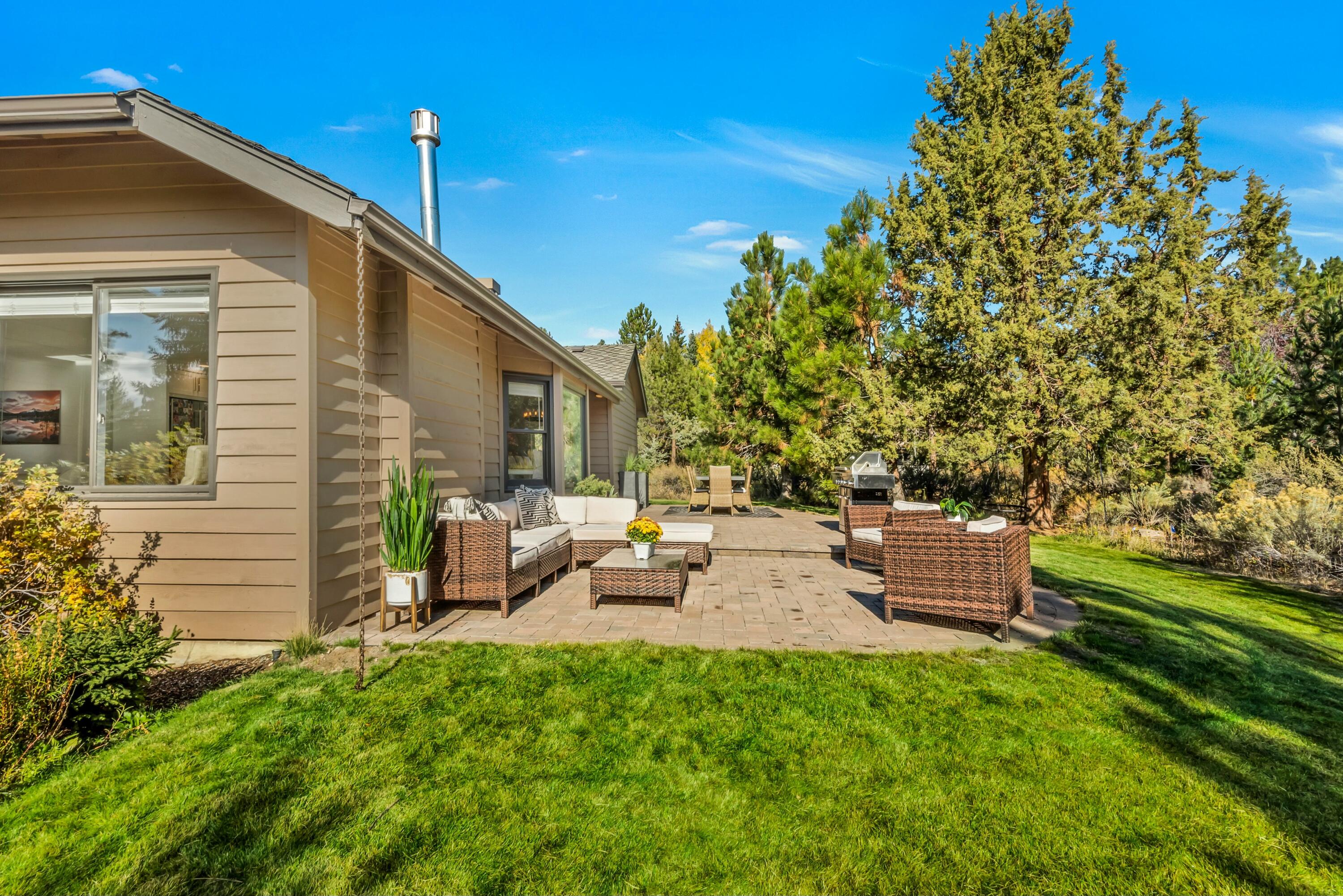 19675 Sunshine Way Bend, OR 97702 - Photo 31 of 52 tempImageF7G7Yc