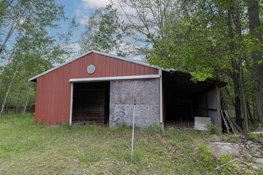 1156 South Alamando Road Shepherd, MI 48883 - Photo 34 of 40