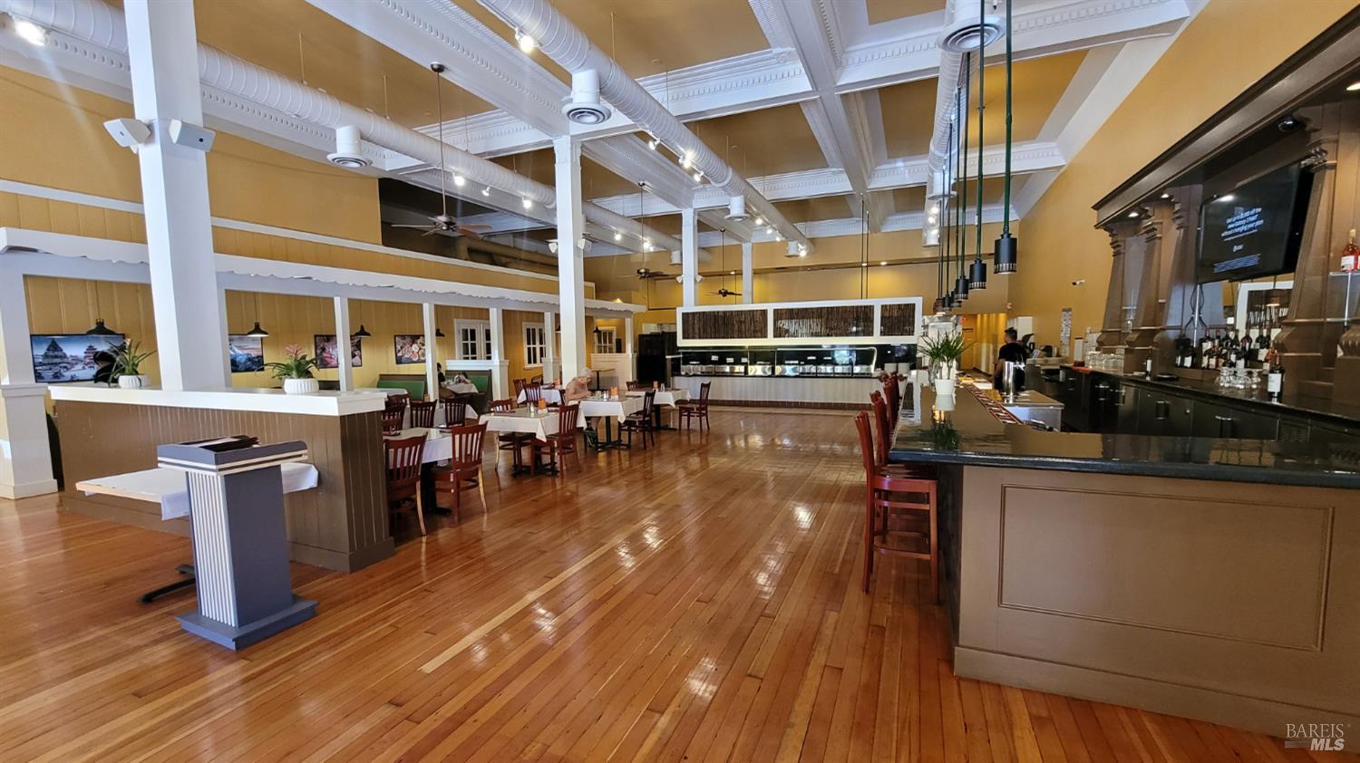 613 4th Street Santa Rosa, CA 95404 - Photo 2 of 12 a view of a swimming pool with outdoor seating