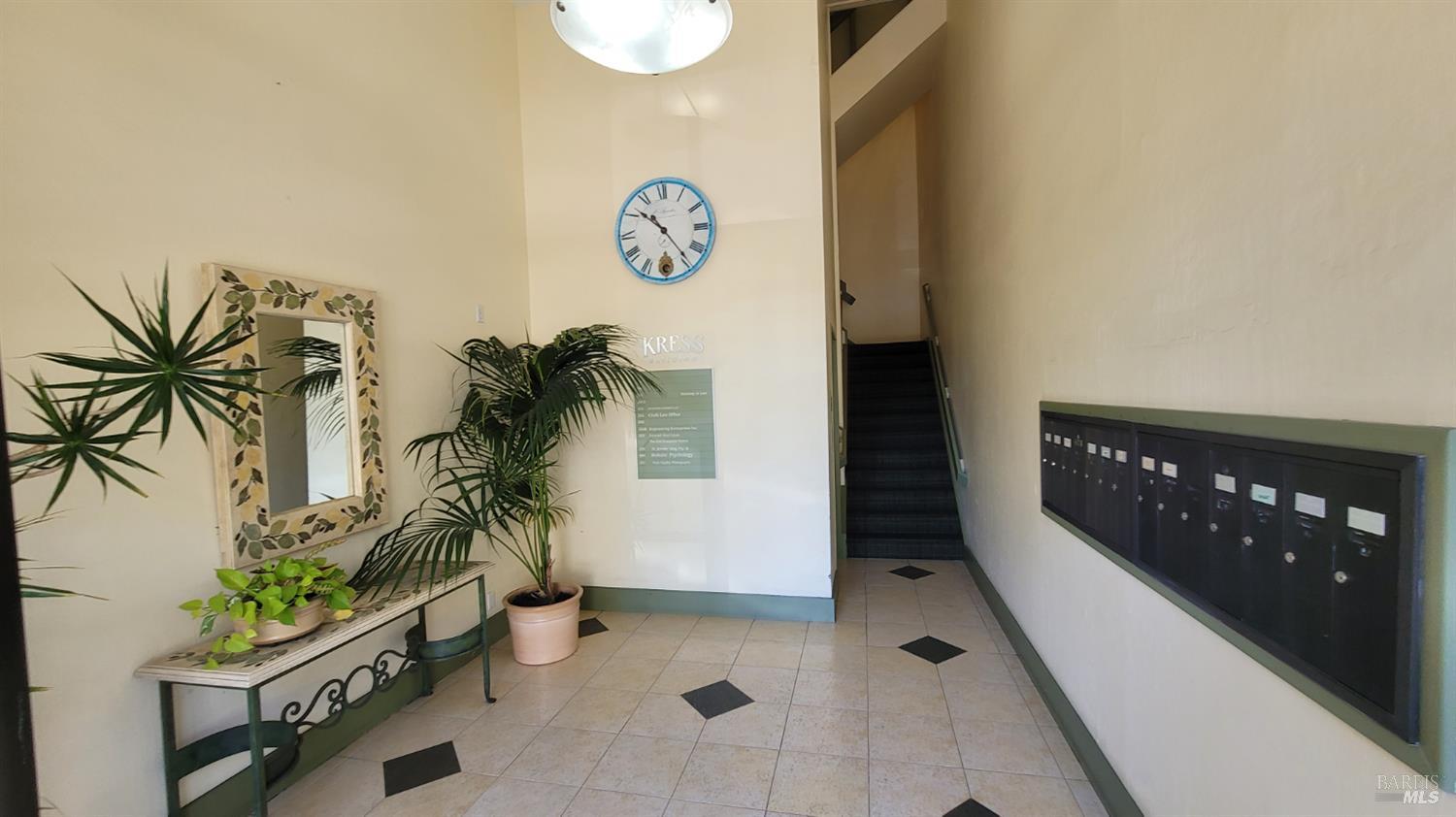 613 4th Street Santa Rosa, CA 95404 - Photo 6 of 12 a bath room with a potted plant