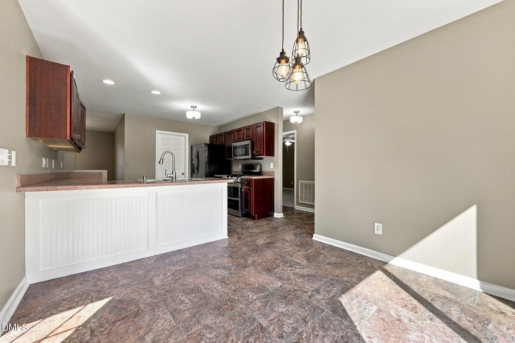 570 Buchanan Road Lillington, NC 27546 - Photo 7 of 43 22